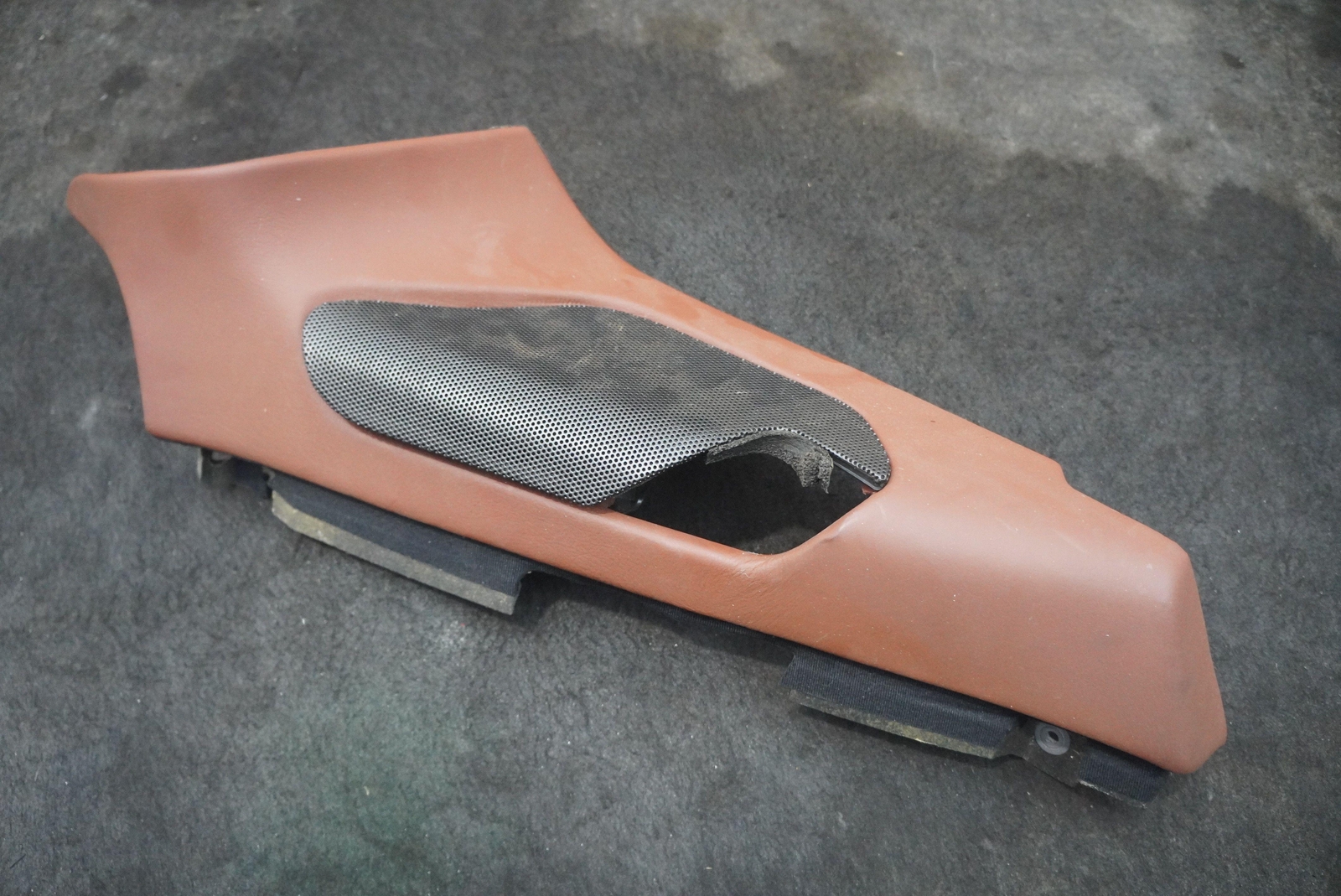 Rear Left Upper Quarter Speaker Trim Panel 6G33-290A23-ADW Aston Martin Vantage