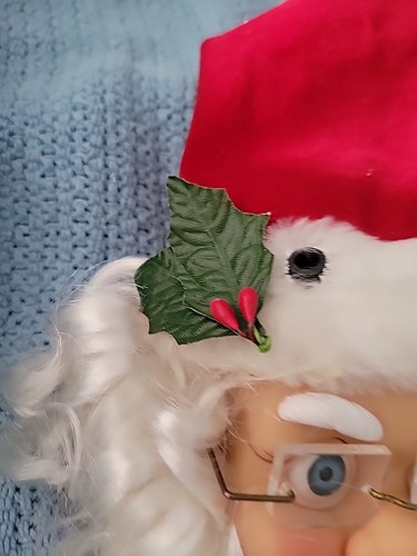 Santa Claus Motion Activated Door Greeter 1 Song Wall Hanging Christmas Vtg - Picture 3 of 4