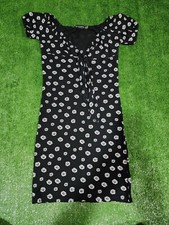 PRETTY LITTLE THING Daisy print short Black dress size US 6 Womens Petite