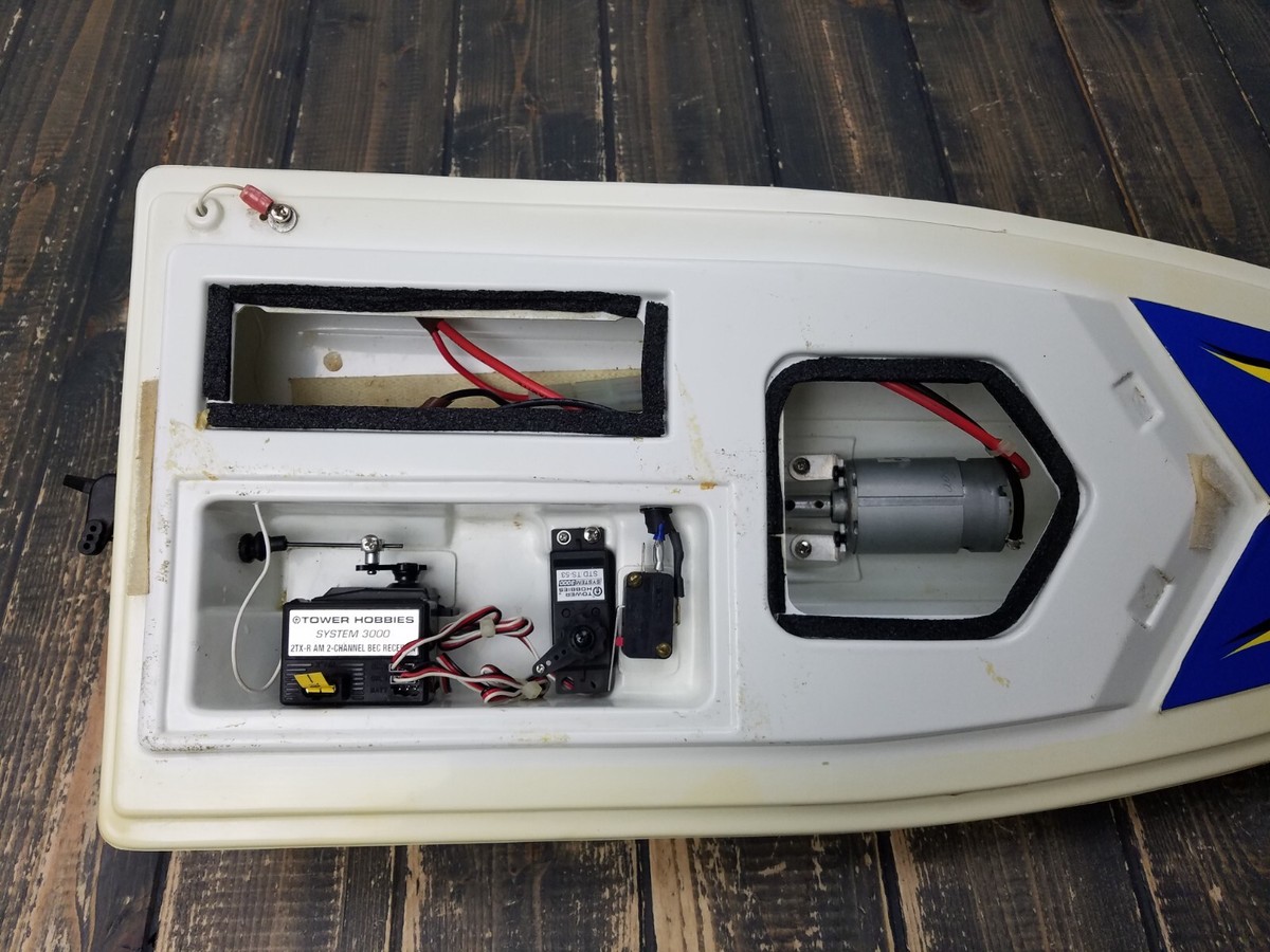 Kyosho Viper-R Viper R Boat RC Remote Control R/C **BOAT ONLY