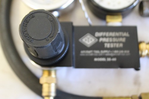 Probador de presión diferencial de suministro de herramientas para aviones modelo 2E-60 (M-8) - Imagen 3 de 12