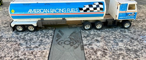 ERTLl American Racing Fuels Semi Truck & Tanker Trailer Pressed Steel 20" - Picture 5 of 8