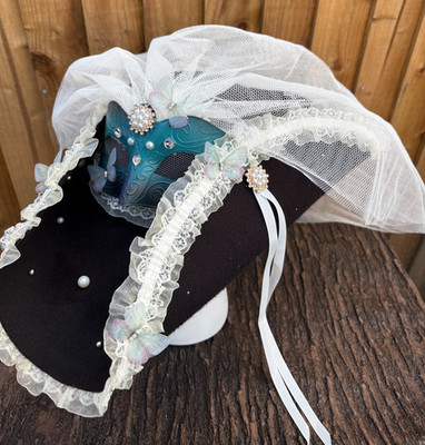 Schwarzer Dreispitz Piratenhut Renaissance Maskerade Maske Schleier Perlen 57 cm (20)