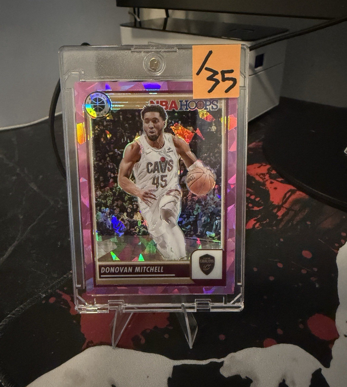 Panini 2023-24 NBA Hoops Premium Stock Donovan Mitchell #36 Pink Ice Prizm /35