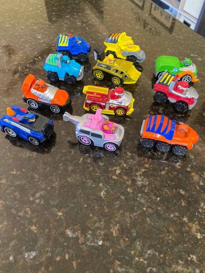 Mochila Paw Patrol NWT Plus Lote de 11 Caminhões e Veículos Die Patrol Die Patrol - Imagem 4 de 4