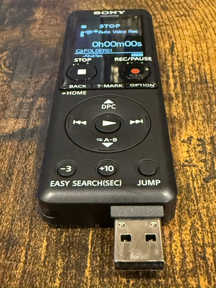 Grabadora de voz digital Sony ICD-UX570 4 GB con estéreo lav, 4 micrófonos rode lav Foto 2 de 4