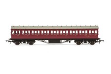 Hornby BR, 57' Stanier Non-Corridor Third, M11886M - Era 5 OO Gauge