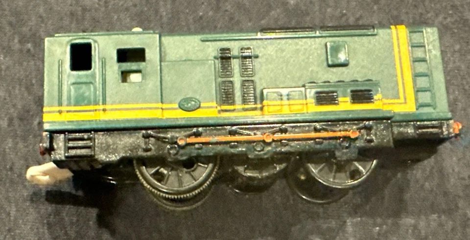 Thomas Trackmaster Paxton Train in Trouble FUNCIONA Motorizado Foto 3 de 4