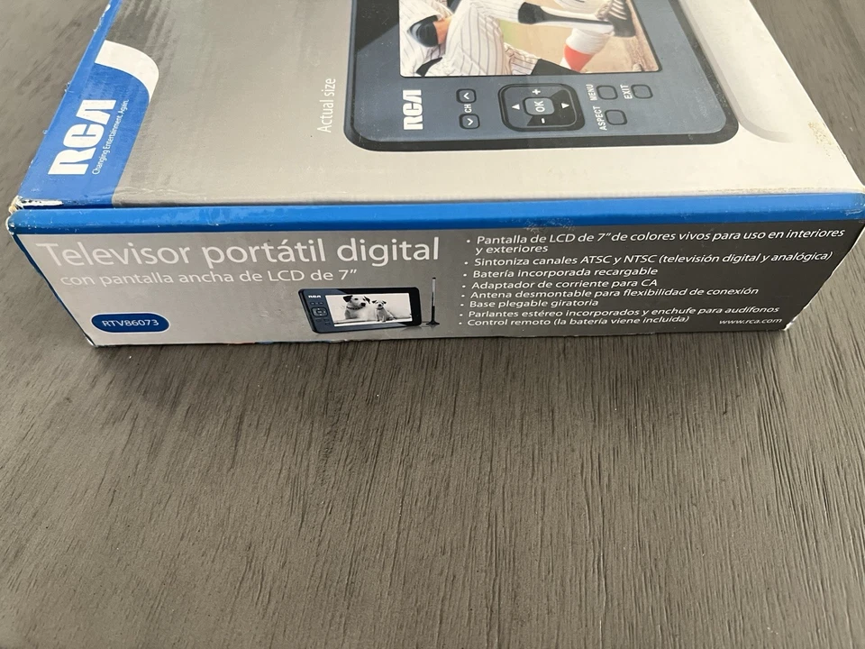 RCA Portable Digital TV 7” LCD – Rechargeable, ATSC/NTSC, Antenna, Remote - Image 4 of 4