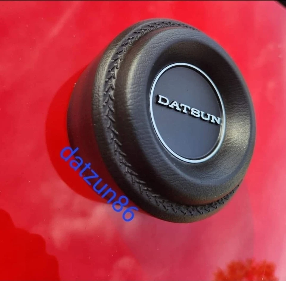 New 1968-1978 Datsun 240z 260z 280z 510 Steering Wheel Horn Pad Button - Image 3 of 4