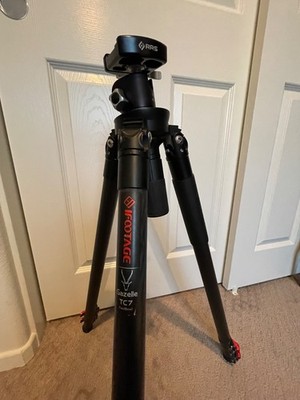 iFootage Gazelle TC7 Carbon Fiber Tripod-Black
