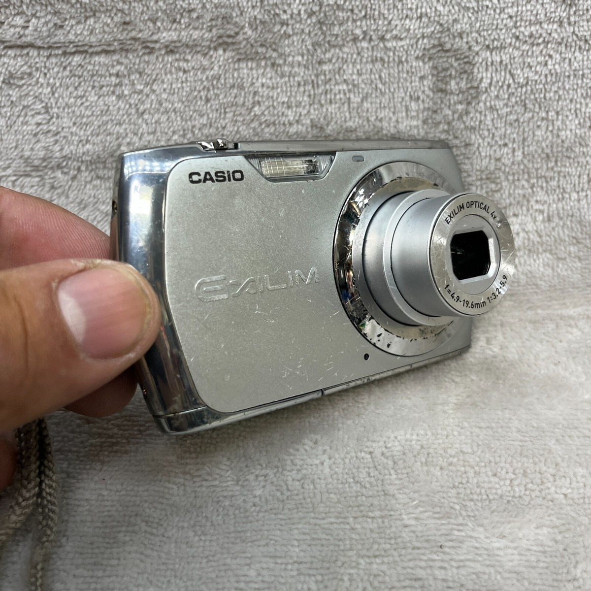 カシオ　CASIO EXILIM EX-Z370 EX-Z370 - STANDARD - Digital Cameras - CASIO