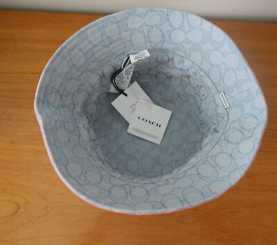 COACH REVERSIBLE BUCKET HAT IN SIGNATURE JACQUARD IN PINK 