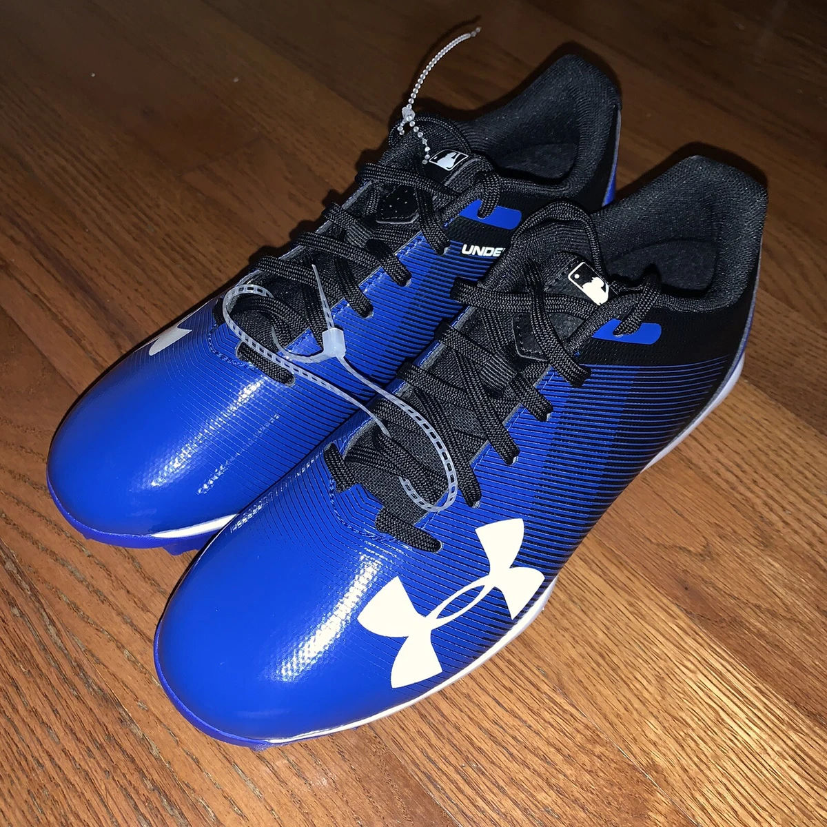 Under armour baseball cleats size 6.5 discount