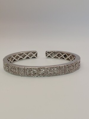 Macys Pave Diamant Sterlingsilber Spitzen Armreif Klapparmband