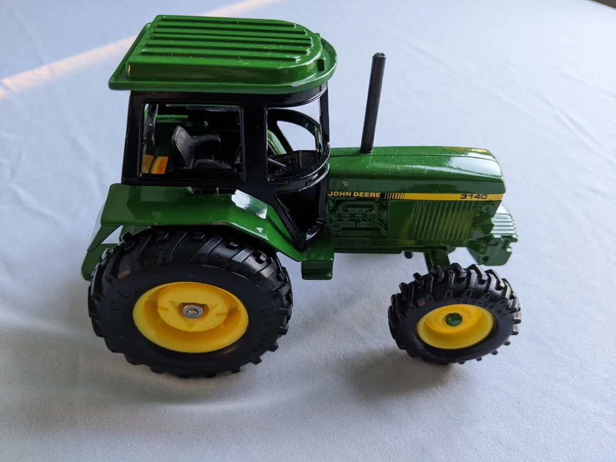 ERTL John Deere 3140 Diecast 1 32 Scale Tractor Removable Cab 1234GX