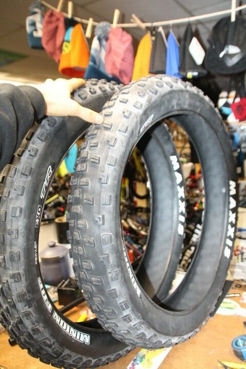 maxxis dh casing tubeless