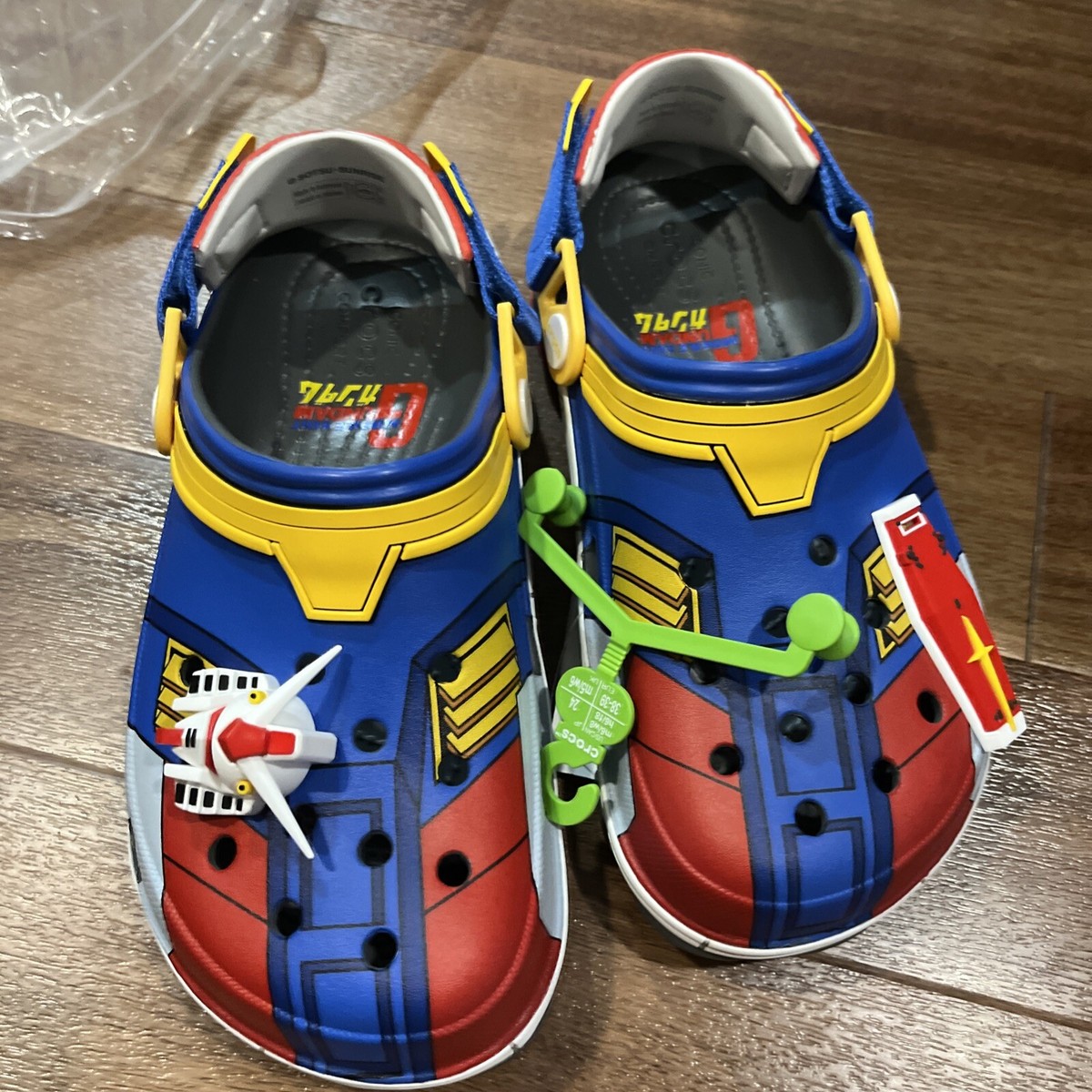 Crocs 210128-0DA Gundam x All-Terrain Clog  display picture 1