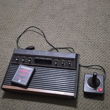 Atari 2600 Console CX-2620 w/ Joystick & Basi...