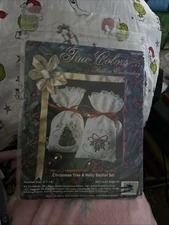 True Colors Ribbon Embroidery Kit Christmas Tree Holly Sachet Set SRK 70007 NOS