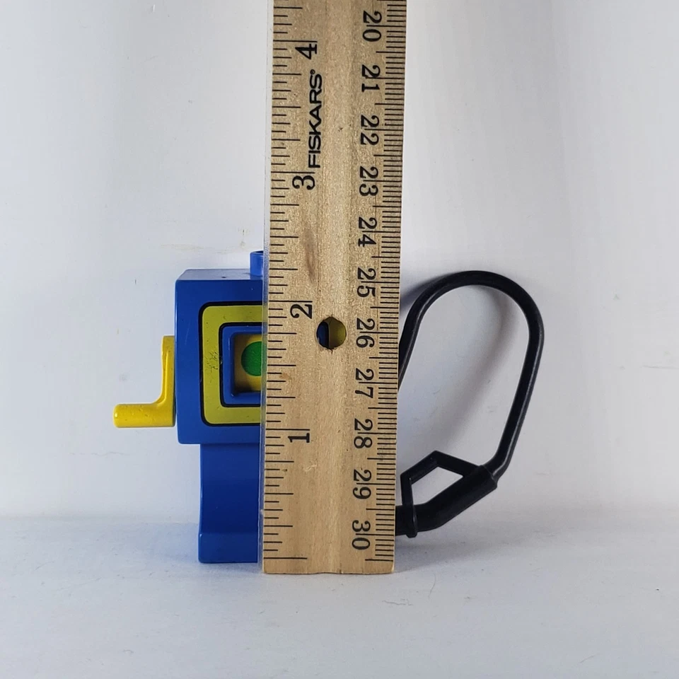 Lego Duplo BLUE FUEL GAS PUMP w/ CLICKING TURN CRANK & BLACK HOSE VTG - Image 3 of 4