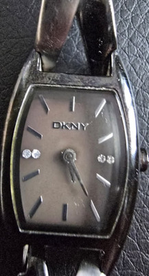 DKNY Damen Armbanduhr NY4393 Quarz Edelstahl silber grau analog 3 ATM