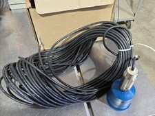 SIEMENS XRS-5C ULTRASONIC TRANSDUCER 1P7ML11051CA110A WITH 30 METER CORD, NPT
