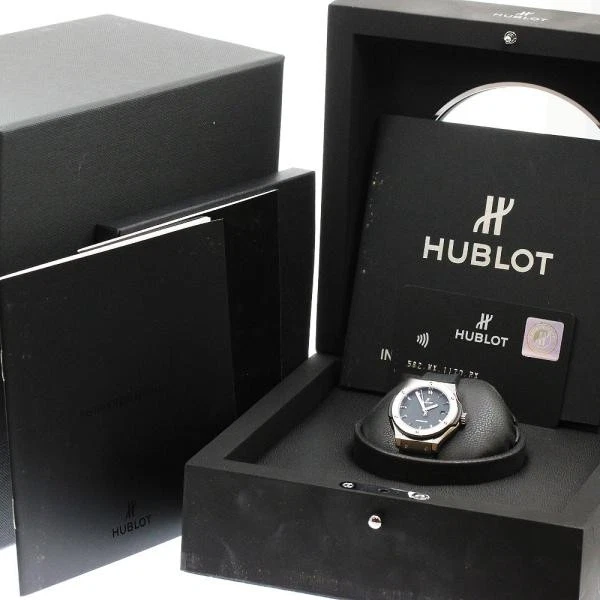 Hublot — Hublot Classic Fusion 582.NX.1170.RX 33mm Ti Black Dial Automatic Watch #C3430
