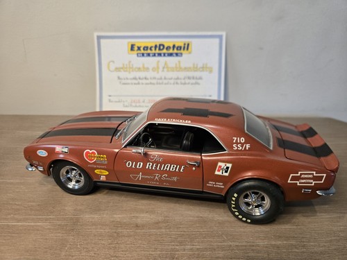 Detalle exacto “Old Reliable” 1968 Z-28 Super Stock Camaro 1/18 *Suelto con certificado*