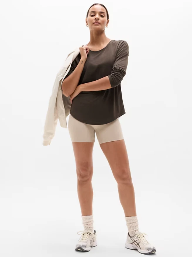 OFERTA EXCLUSIVA ATLETA Move With Ease Top - Envío Gratis Foto 2 de 4