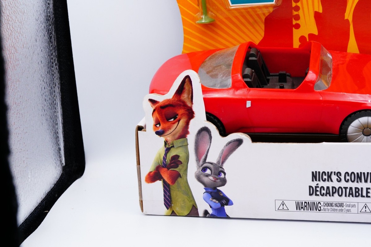 Takara Tomy - Nick Zootopia Nick's Convertible Car Disney Tomy TARA Japan