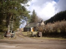 Photo 6x4 Balloch Ford Croft Ballochford The 'Egyptian Stripe'  c2009