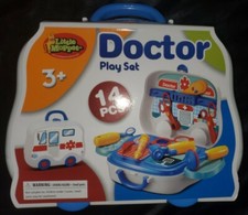 DOCTOR PLAY SET 14 PCS W/ 10IN. X 8IN. CASE W/ HANDLE AND WHEELS NEW 