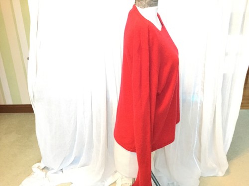Madison Studio 100% cashmere long sleeve crew neck size L vibrant red sweater - Picture 2 of 6