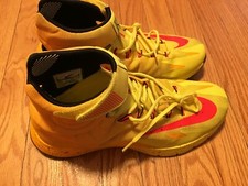Nike hyperrev OG 2014 Kyrie Irving PE Yellow Red Gold USED slightly dirty