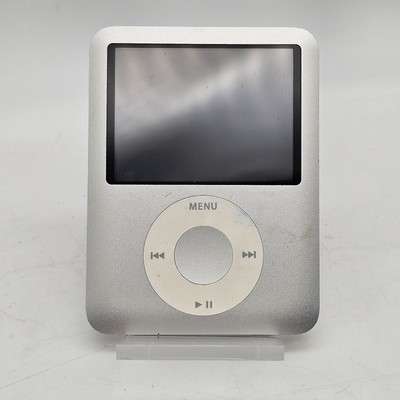 Apple iPod Nano 3rd Generation 4GB A1236 Silver - As Is For Parts