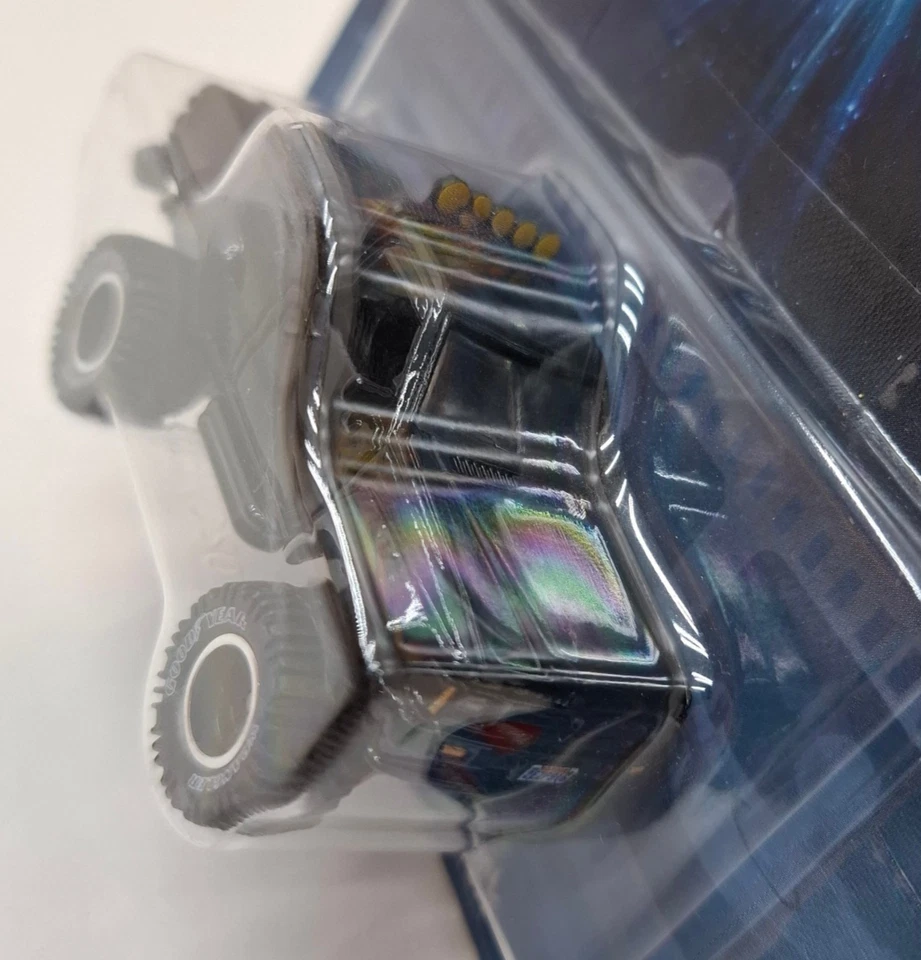 Hot Wheels Premium Ritorno Al Futuro 1987 Toyota Pickup Truck (OVP) - Immagine 3 di 4