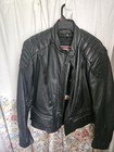 Foto 1 di 8