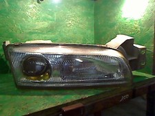 Feu avant (phare) Mazda 626