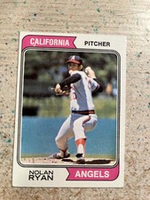 Nolan Ryan 1974 Topps near mint #20￼ no crease. J53