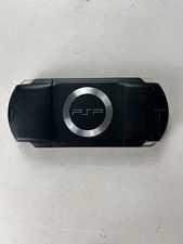 Sony PSP-1001 Black Console + NEW Battery + 512MB Card + Charger + Case – Works