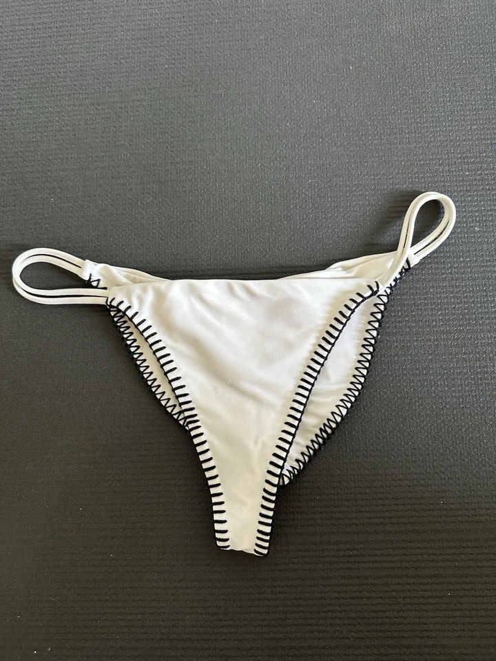 Traje de baño Mia Marcelle blanco negro punchado ceñido trasero parte inferior de bikini talla L Foto 2 de 4