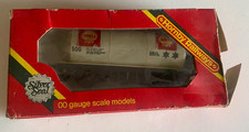 HORNBY OO GAUGE - R020  SHELL 500 TANK WAGON - BOXED (TATTY)