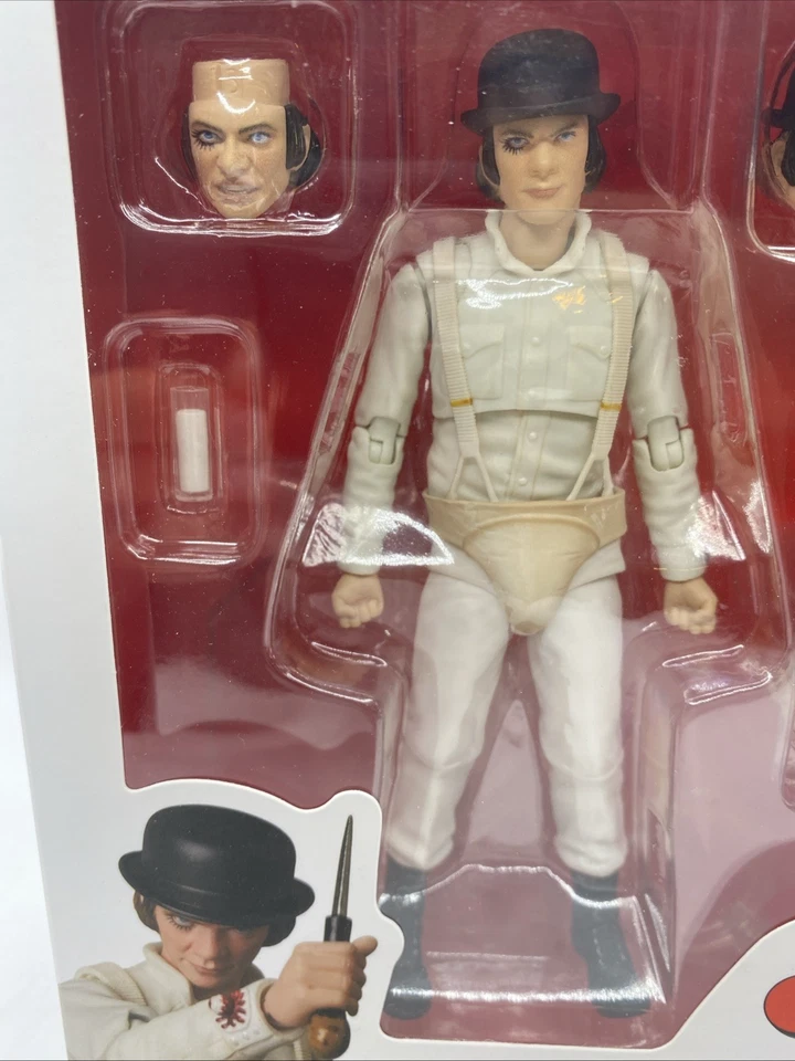 Figura Coleccionable Medicom MAFEX No.055 a Naranja Mecánico Alex DeLarge Foto 2 de 4