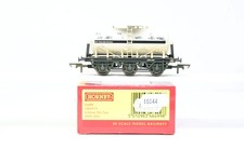 Hornby OO Gauge R6499 BR White 6-Wheel Milk Tank w/ Graffiti No.AWD3035 - Factor