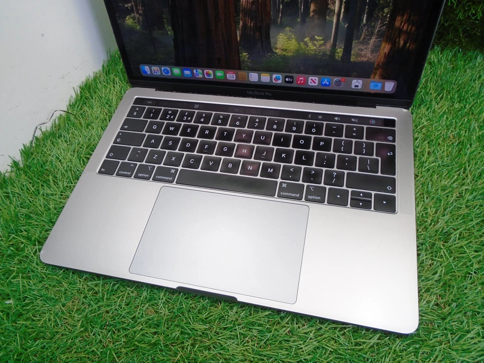 Apple MacBook Pro 13" 2018 · i5 · 8GB · 250GB, photo 4 of 5