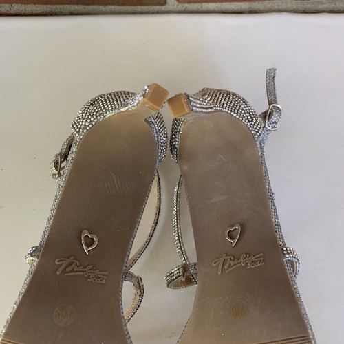 Thalia Sodi Darria4 Silver Metallic Ankle Strap Heeled Sandals Women's US 9 M - Picture 8 of 9