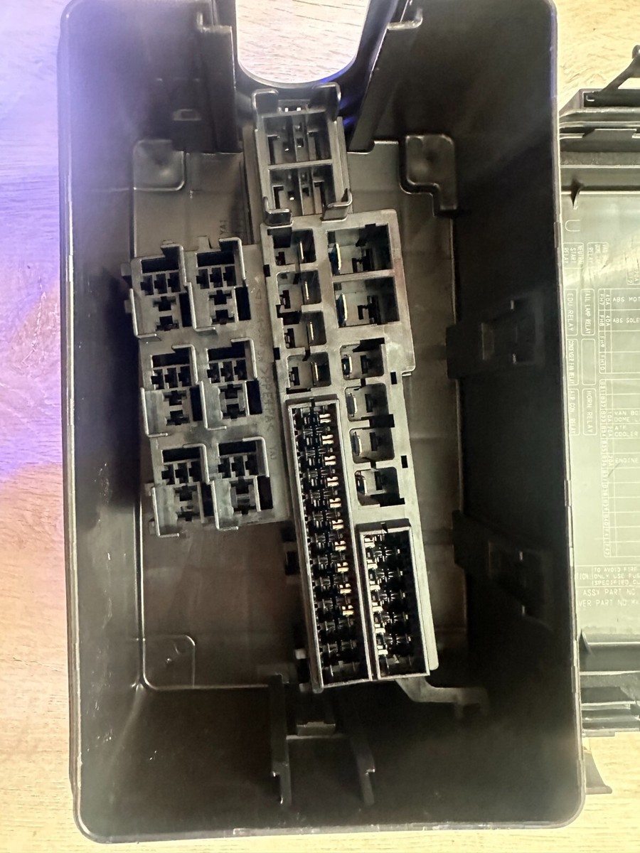 Mitsubishi Fuso fuse box Genuine parts MK421716 | eBay
