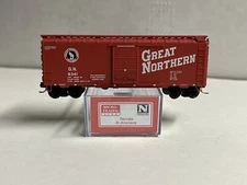 MICRO TRAINS 07-106 GREAT NORTHERN GN 40' SINGLE DOOR BOX NSC 6341 SPECIAL RUN N