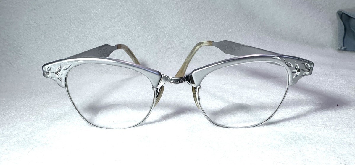 Vintage ART CRAFT CAT EYE Eye Glasses Aluminum Frame 4 1/2 